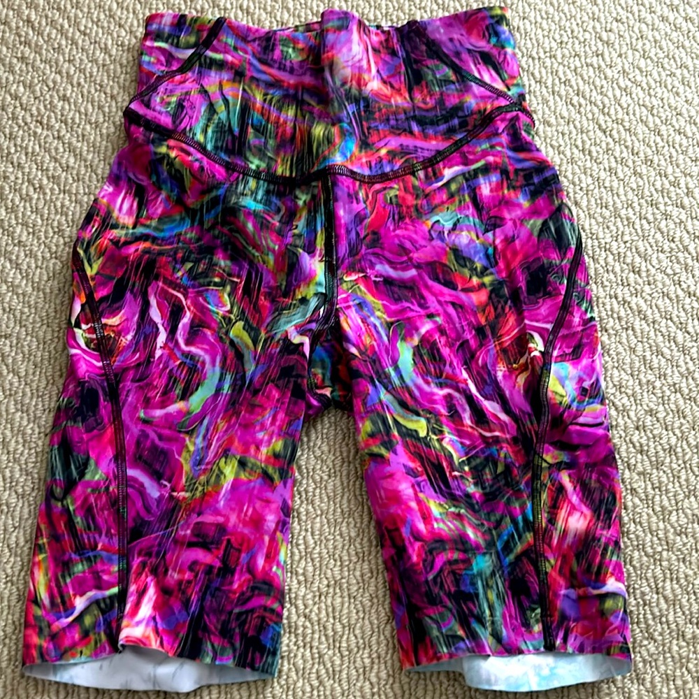 Like new short